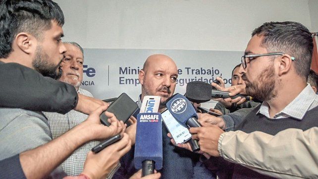 Rodrigo Alonso, secretario general de Amsafé, y Pedro Bayúgar, secretario general de Sadop. Rodrigo Alonso, secretario general de Amsafé, y Pedro Bayúgar, secretario general de Sadop.