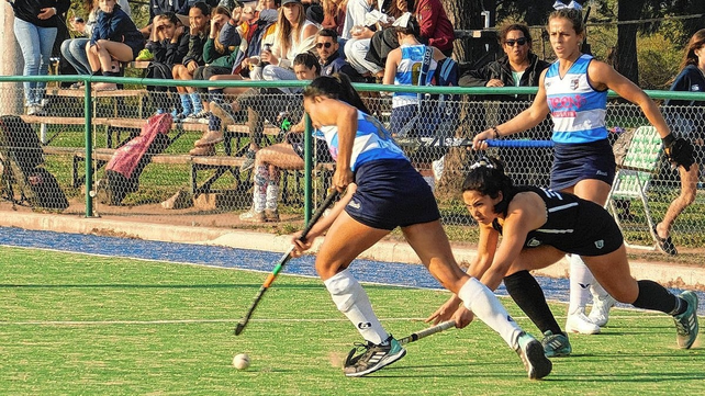 Con esta victoria, las Gitanas marchan punteras del Oficial, y en la pr&oacute;xima fecha recibir&aacute;n a La Salle Jobson.