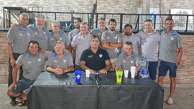 La nueva comisi&oacute;n directiva de Villa Dora que conducir&aacute; los destinos de la instituci&oacute;n en el per&iacute;odo 2021-2024.