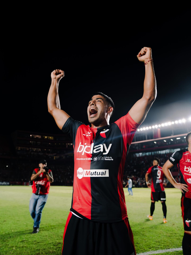 Agust&iacute;n Toledo tiene chances de ser titular en Col&oacute;n