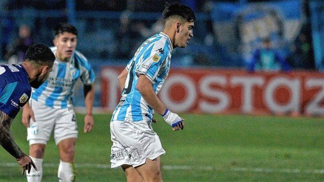 Kevin L&oacute;pez, el volante mixto que estar&iacute;a a un paso tras la partida de Nicol&aacute;s Talpone de Col&oacute;n.