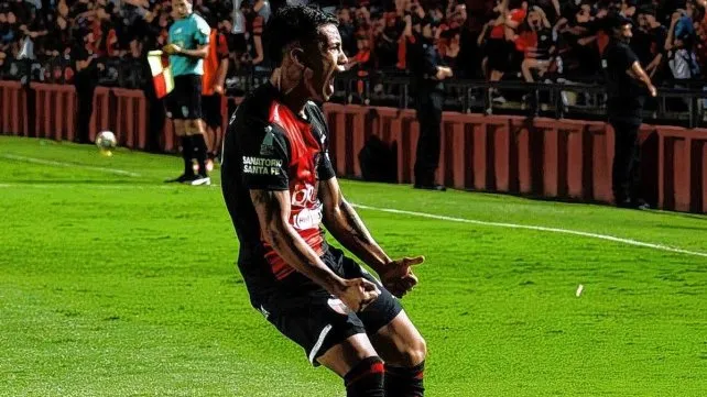 Conrado Ibarra se quedar&iacute;a con el lugar en la mitad de la cancha de Col&oacute;n por la lesi&oacute;n de Juli&aacute;n Marcioni.