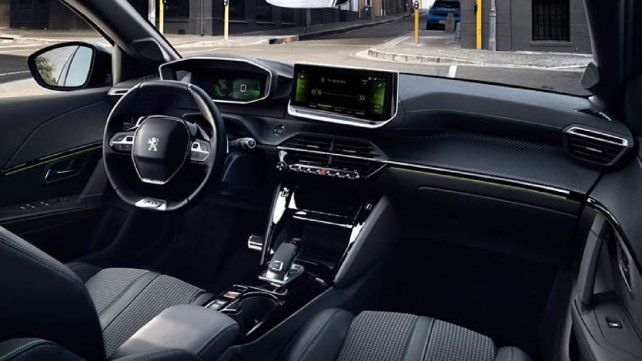 Cuenta con instrumental totalmente digital en 3D, una pantalla táctil de 10” y cargador inalámbrico de celular con tecnología de inducción