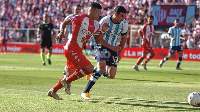 Unión igualó con Racing en el 15 de Abril y dejó escapar la chance de acortar distancia en la acumulada pensando en la Copa Sudamericana. UNO Santa Fe | José Busiemi
