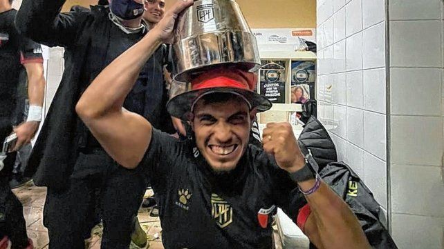 Rafael Delgado, quien es clave para Eduardo Domínguez en Colón, pretende volver a Defensa y Justicia.