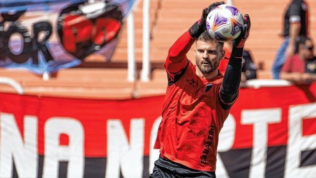Col&oacute;n har&iacute;a un intento m&aacute;s para renovar el contrato de Ignacio Chicco.