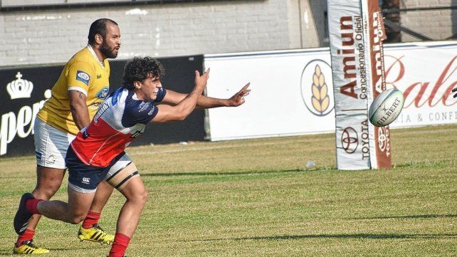 Juan Cruz Strada de Santa Fe Rugby cambia de rumbo, y será parte de Yacaré XV de Paraguay.