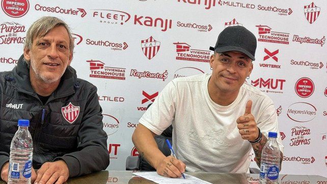 Brian Fern&aacute;ndez firm&oacute; en Talleres (RE) y sue&ntilde;a con estar ante Col&oacute;n.