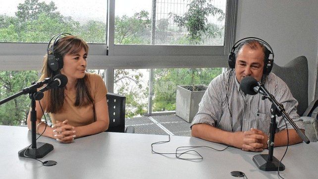 La precandidata a concejal por Unidos, María Luengo, junto al intendente Juan Pablo Poletti.