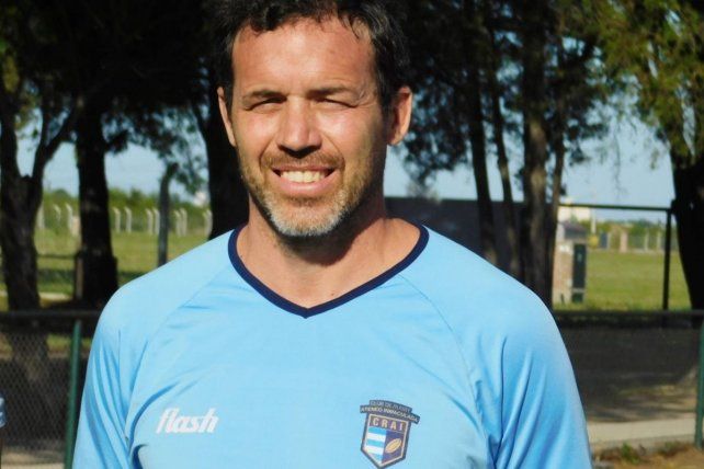 El mayor de los hermanos, Jorge Andrés, jugó muchos años en la primera y en el seleccionado.