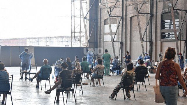 Salto de contagios y nuevo r&eacute;cord: Naci&oacute;n adelanta para Santa Fe m&aacute;s de 11 mil casos