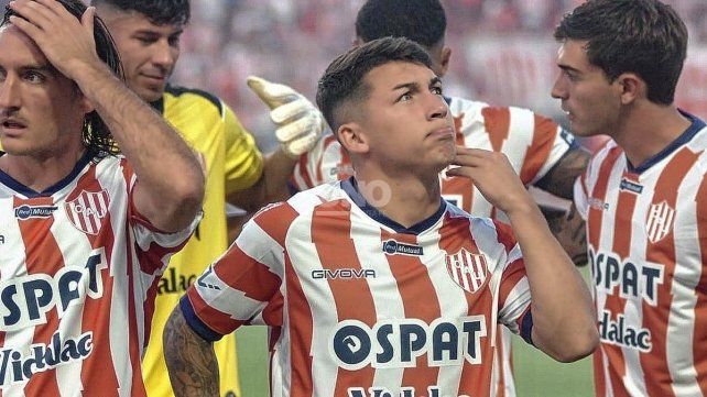Mateo Del Blanco volvi&oacute; al puesto de lateral izquierdo y fue la figura de Uni&oacute;n ante San Lorenzo.