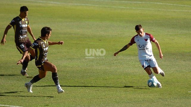 Por ahora no hubo acuerdo entre Col&oacute;n y Gonzalo Escobar por la renovaci&oacute;n de contrato