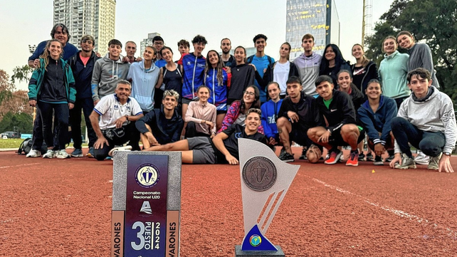 Una amplia delegaci&oacute;n represent&oacute; a la provincia de Santa Fe en el Nacional U20 de atletismo.