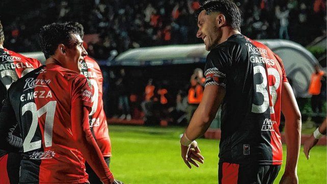 Eric Meza y Facundo Garcés, dos de los integrantes de la base principal de Colón.