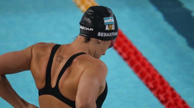La gran nadadora santafesina Julia Sebasti&aacute;n, consigui&oacute; dos medallas de oro, y ahora se enfocar&aacute; en los Juegos Ol&iacute;mpicos de Tokio, para lo cual ya est&aacute; clasificada. Fotos: CADA &nbsp;