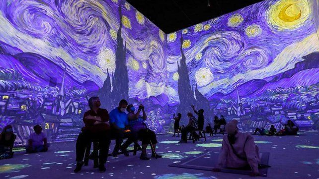 La aclamada muestra “Van Gogh, experiencia de arte inmersiva” llega por primera vez a la ciudad de Santa Fe.  
