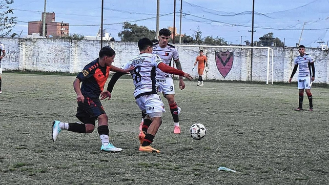 Los dirigidos por Mart&iacute;n Minella buscan afirmarse en el certamen liguista y el triunfo ante Newell&acute;s es un gran paso.