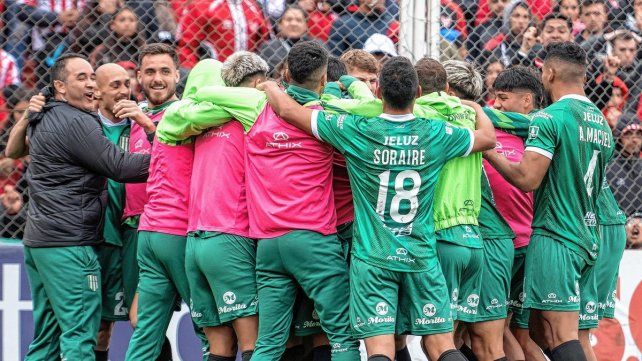 Con un golazo sobre la hora, Banfield amargó a Instituto en Alta Córdoba. Con un golazo sobre la hora, Banfield amargó a Instituto en Alta Córdoba.