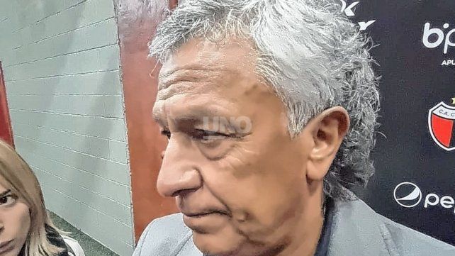 Pipo Gorosito analiz&oacute; el triunfo ante Independiente y reclam&oacute; por m&aacute;s refuerzos en Col&oacute;n.
