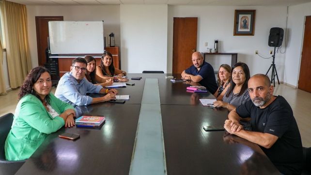 El gobierno recibió a los gremios docentes:  