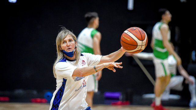 Laura Cors integra el staff técnico de Bahía Basket. 