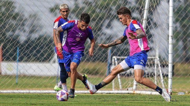 Las cuatro caras nuevas de Unión tienen altas posibilidades de ser titulares el lunes contra Barracas Central.