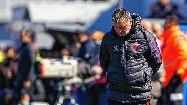 Adrián Marini deja de ser el DT de Colón.