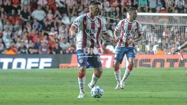 En abril, Francisco Gerometta renovó contrato en Unión hasta diciembre de 2027, pero ahora quedó relegado. En abril, Francisco Gerometta renovó contrato en Unión hasta diciembre de 2027, pero ahora quedó relegado.