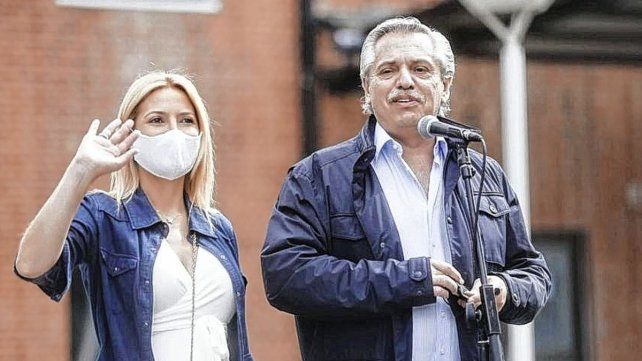 El presidente fue acompañado por la primera dama