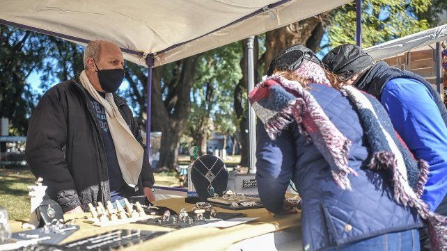 La tradicional Feria del Sol y La Luna
