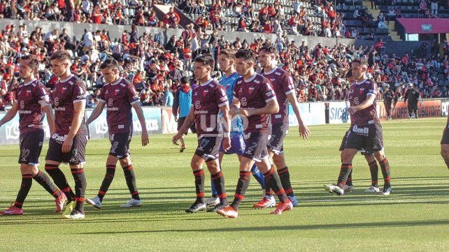El plantel de Colón estaría al día con los contratos de AFA. El plantel de Colón estaría al día con los contratos de AFA.