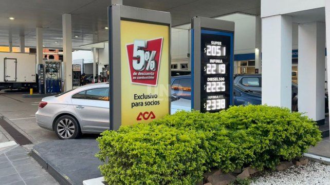 Los nuevos valores de los combustibles de YPF en las estaciones santafesinas 