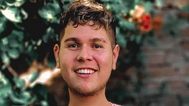  Tiago Giansily, un joven a quien a los 2 años le diagnosticaron atrofia muscular espinal, una enfermedad neurodegenerativa 