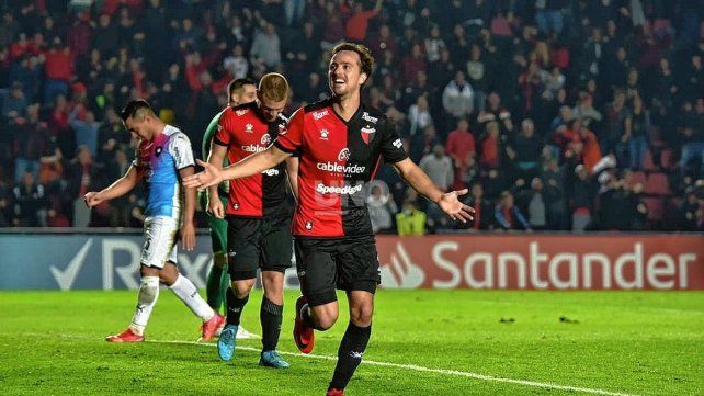 Luego de varios días y reuniones, todo parece indicar que Christian Bernardi seguirá en Colón. 