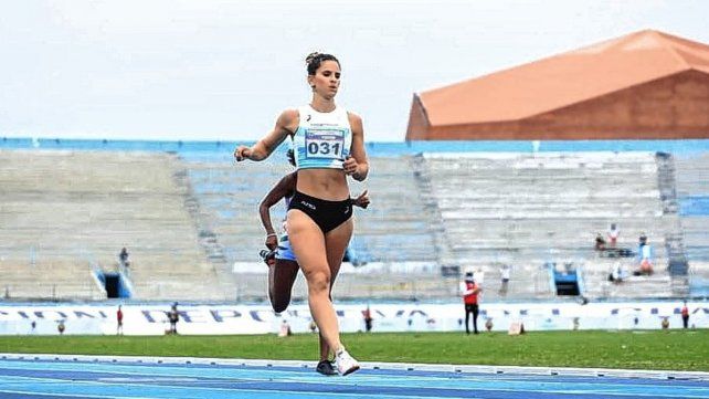 Gran tiempo cosechó Florencia Lambloglia en los 200 metros, hizo 23.94, su mejor marca personal y finalizó en la cuarta posición en Guayaquil.
