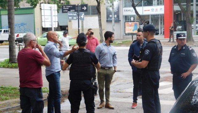 El público debe concurrir con antelación, porque habrá estrictos chequeos, y no podrá llevar mochilas, bolsas con termo y mate.