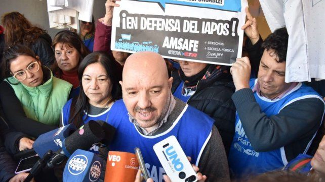“Queremos soluciones, no imposiciones” dijo Rodrigo Alonso en la previa de la entrega del petitorio