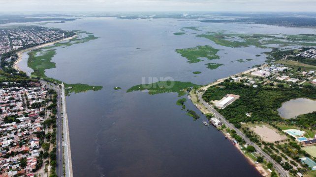 Tras 18 días el río Paraná descendió por debajo del nivel alerta y trae alivio a los vecinos de la costa