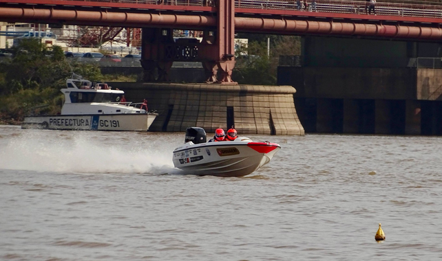 Todo un éxito fue el 17° encuentro motonáutica de lanchas clásicas y de carrera, y 4° fecha Raid náutico de las Américas.