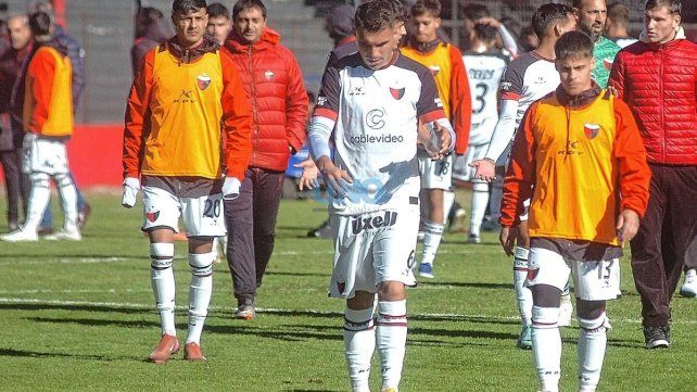 Colón negocia la desvinculación de Brian Negro. Colón negocia la desvinculación de Brian Negro.