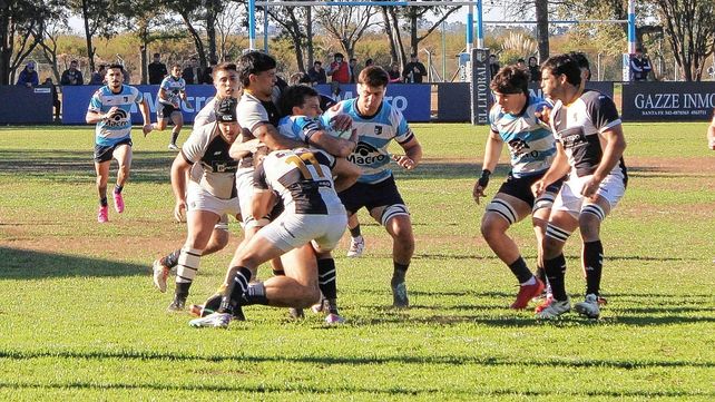 La victoria de los Gitanos sobre los paranaenses fue producto de los 19 puntos de Agustín Giménez.