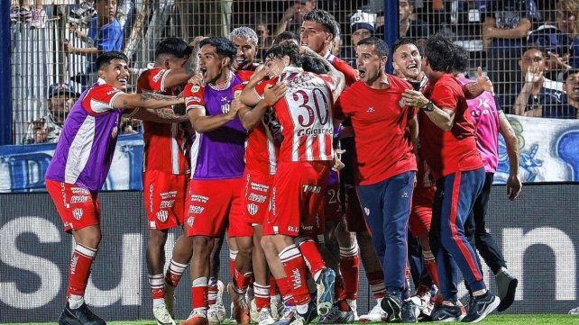 Se le abre una puerta importante de clasificaci&oacute;n internacional a Uni&oacute;n si Racing gana la Sudamericana.