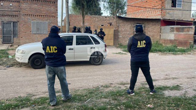 Atraparon a tres personas por estafas reiteradas durante la ejecución de distintos allanamientos