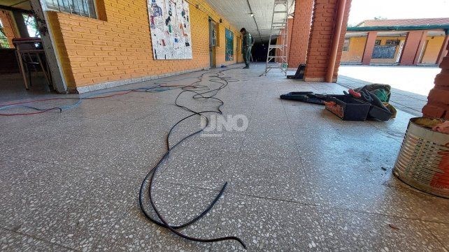Reparaciones eléctricas en la escuela Ravera Reparaciones eléctricas en la escuela Ravera