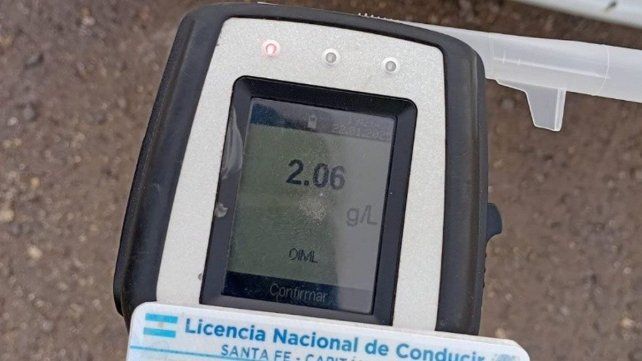  El alcoholímetro tras el test que le realizaron al conductor. 