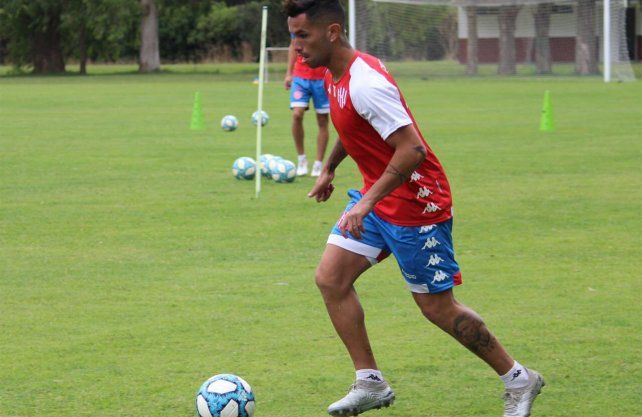 Gabriel Carabajal estaría desde el arranque en Unión para visitar a Emelec, en Guayaquil, en busca de los octavos de final.