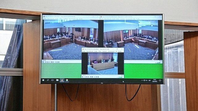 El tribunal dictando sentencia a Alvarado este viernes en el Centro de Justicia Penal de Rosario.