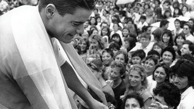 Como olvidar el afecto del público, a quien Diego Degano le dio la posibilidad de festejar por tener un gran ganador de la Santa Fe-Coronda.