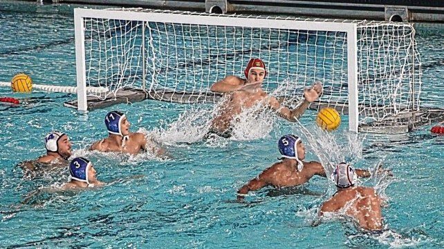 Regatas recibir&aacute; a la Sub 18 argentina que se prepara para el Mundial de waterpolo de Portugal.